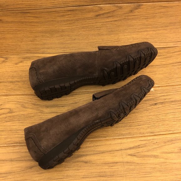 Sketchers Relaxed fit memory foam brown leather loafers, 9.5 - Picture 3 of 12